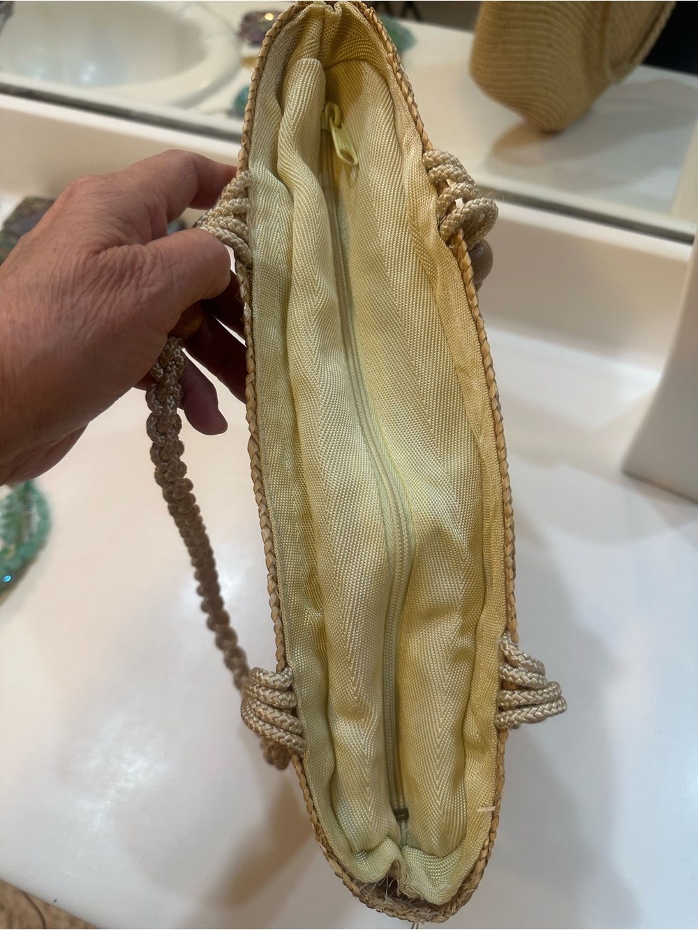 Vintage Tianjin Woven Spring Summer Beach Full Top Zipper Straw Bag 11x2x13 - Picture 5 of 10